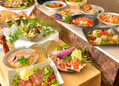The Stay Gold GINZA（ステイゴールド銀座）／株式会社シュビア 求人 料理長はとてもフランクな方です。調理の技術はもちろんですが、人柄が良く接しやすい所が魅力です！